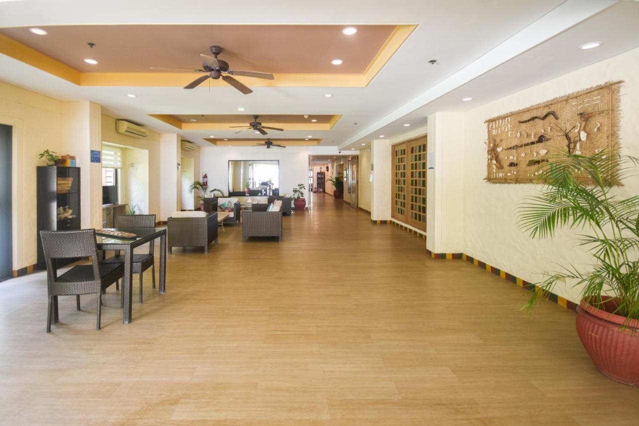 Microtel By Wyndham Boracay Balabag (Boracay) Exterior foto