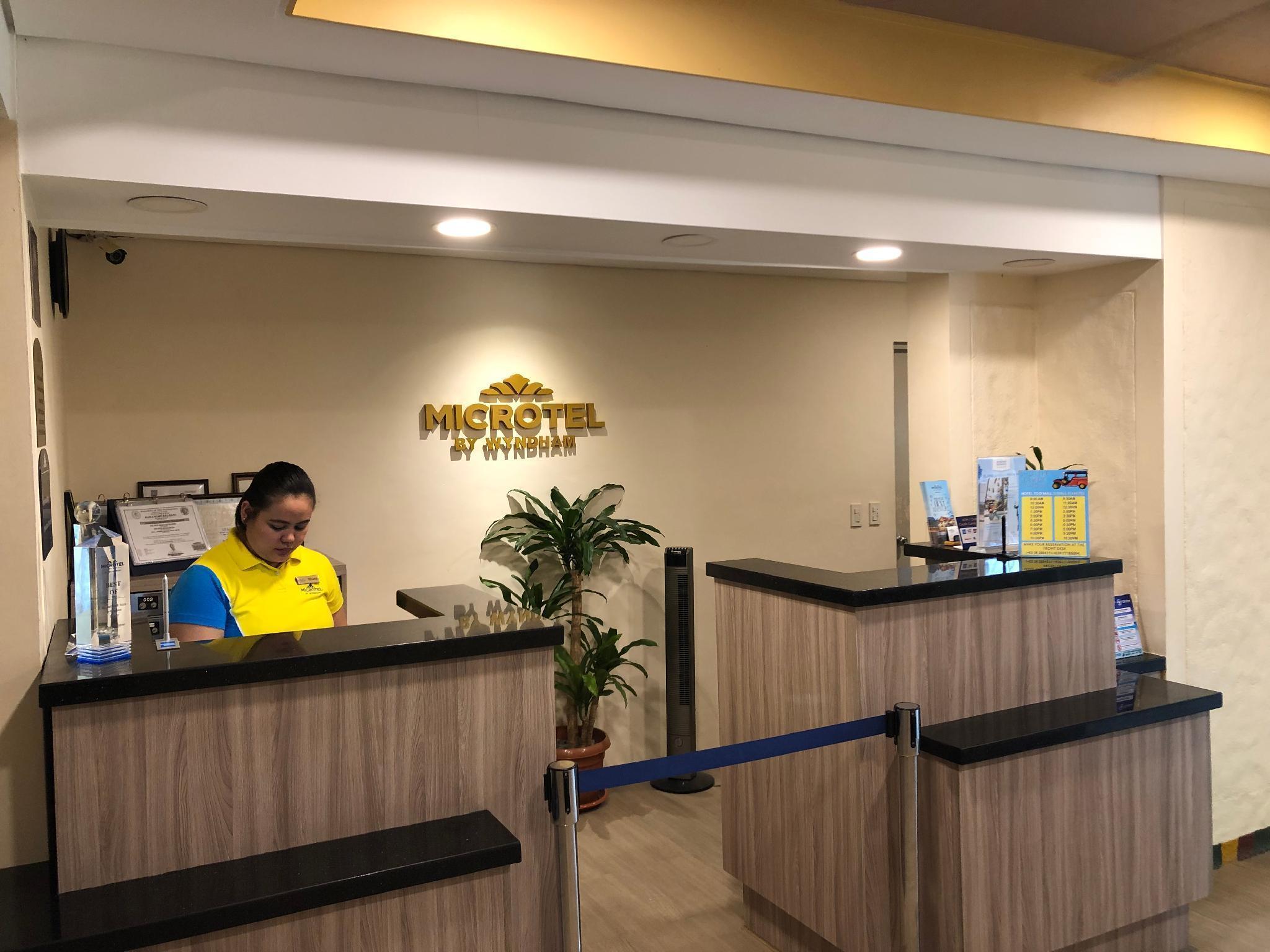 Microtel By Wyndham Boracay Balabag (Boracay) Exterior foto
