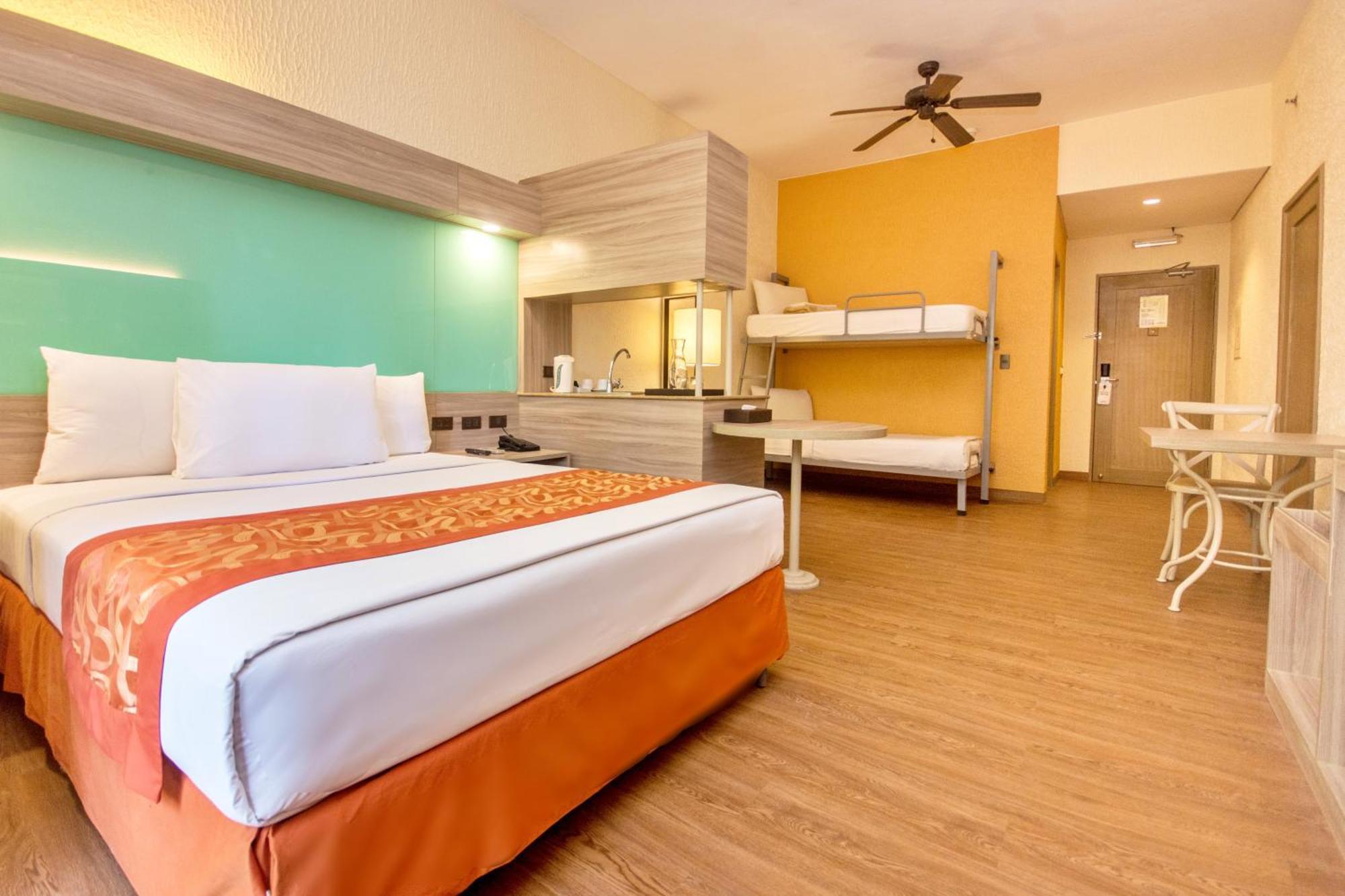 Microtel By Wyndham Boracay Balabag (Boracay) Exterior foto