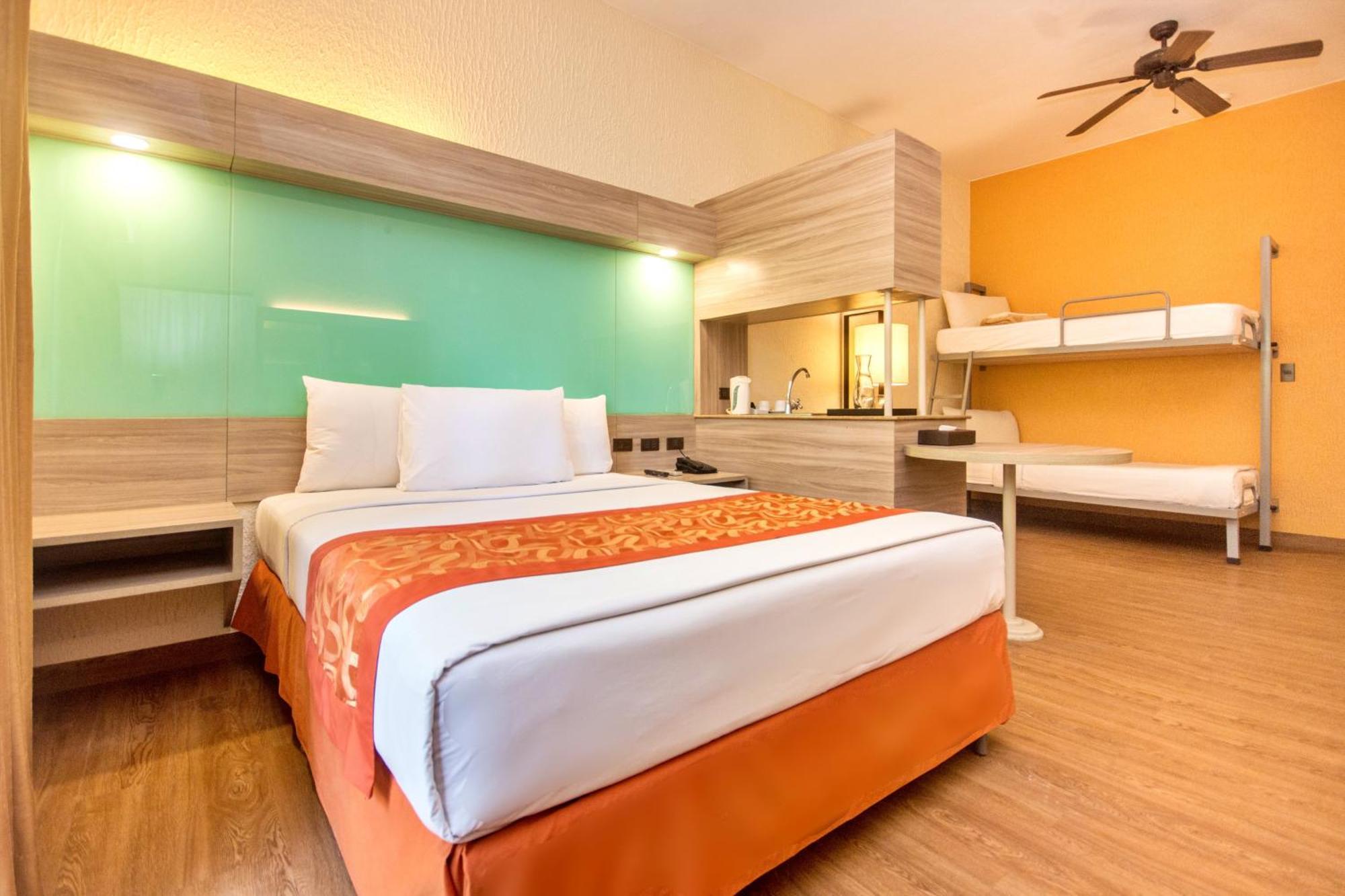 Microtel By Wyndham Boracay Balabag (Boracay) Exterior foto